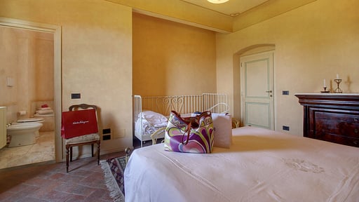 Villa Luce Bedroom 1