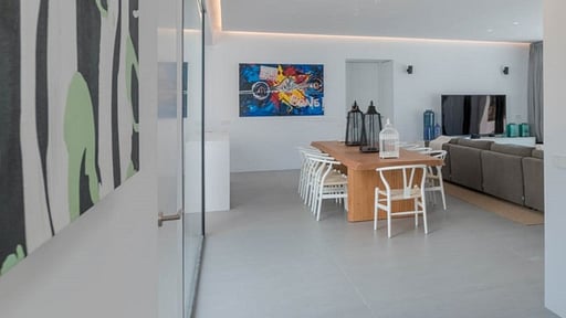 Villa Lucy Dining area