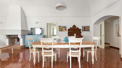 Villa Luigia Dining area