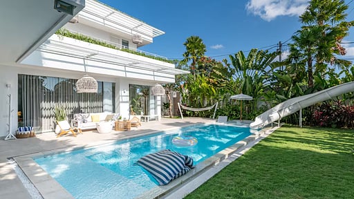 Villa Luja Canggu Swimming pool
