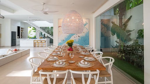 Villa Luja Canggu Dining area