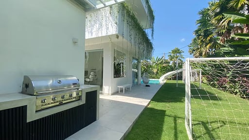Villa Luja Canggu Garden