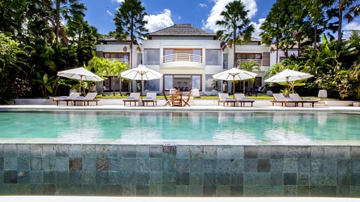 Villa Lulla Swimming pool 1