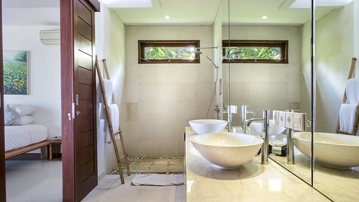 Villa Lulla Bedroom 2