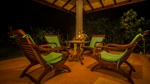 Villa Lumbini Lagoon Terrace/Veranda