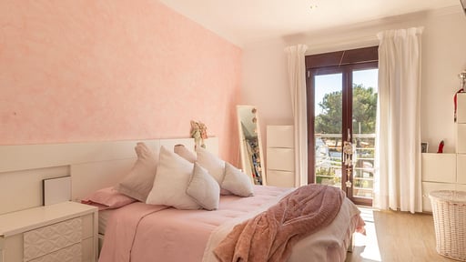 Villa Luminar Bedroom 2