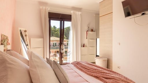 Villa Luminar Bedroom 2