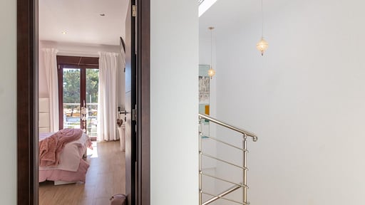 Villa Luminar Bedroom 2