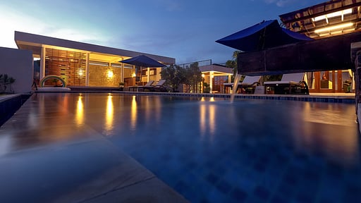 Villa Luna Swimming pool
