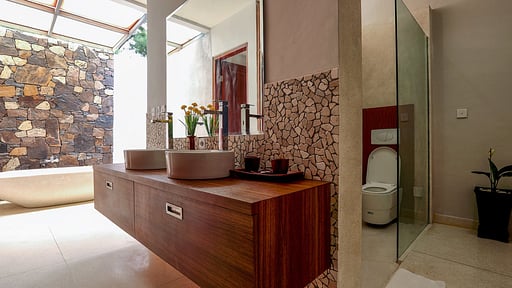 Villa Luna Bedroom 1