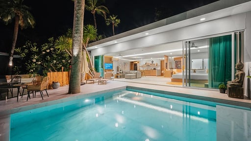 Villa Luna Swimming pool
