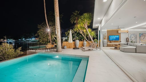 Villa Luna Swimming pool