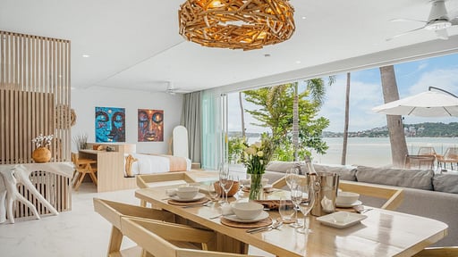 Villa Luna Dining area