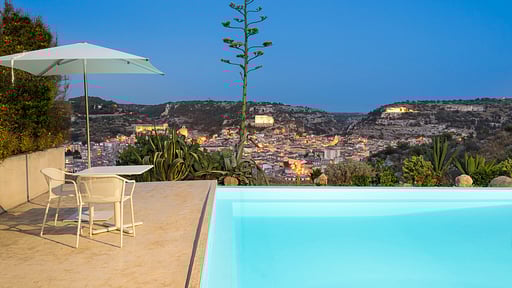 Villa Luna Swimming pool