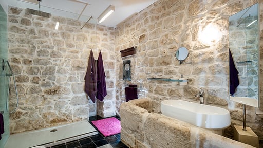 Villa Luna Bedroom 2