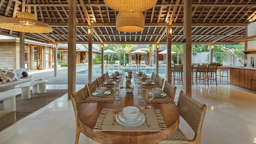 Villa Lunala Dining area