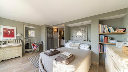 Villa Lunetta Bedroom 2