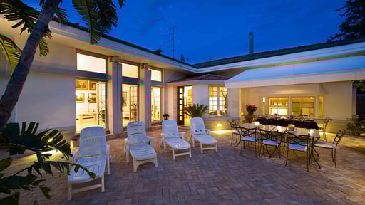 Villa Lux Sorrento Dining area