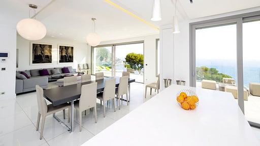 Villa M Eze Dining area
