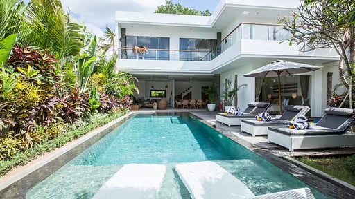 Villa Mabahata Swimming pool