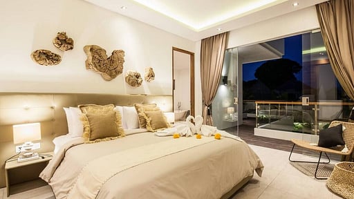 Villa Mabahata Bedroom 1