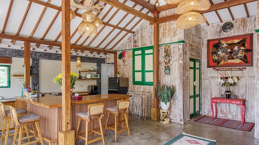 Villa Madeira Joglo Temo Kitchen