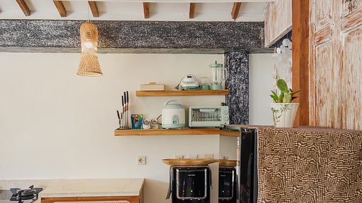 Villa Madeira Joglo Temo Kitchen