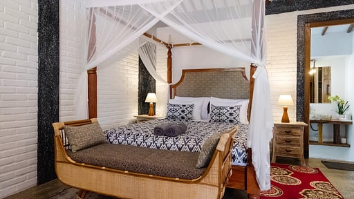 Villa Madeira Joglo Temo Bedroom 1