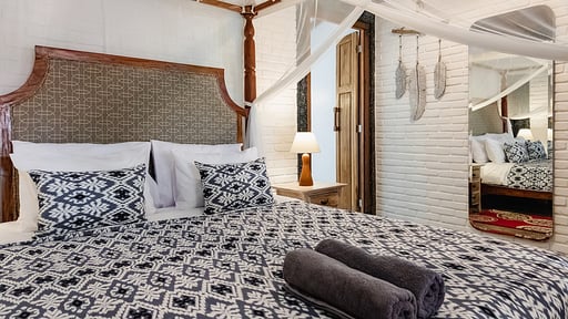 Villa Madeira Joglo Temo Bedroom 1