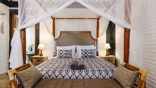 Villa Madeira Joglo Temo Bedroom 2