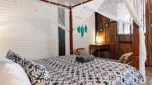 Villa Madeira Joglo Temo Bedroom 2