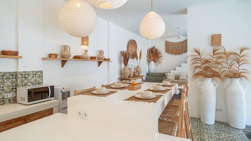 Villa Madissa Dining area