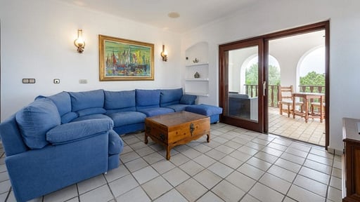 Villa Maestres Living room 1