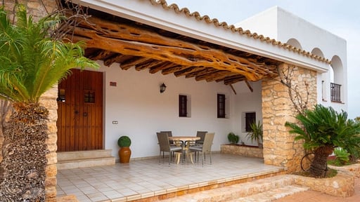 Villa Maestres Others