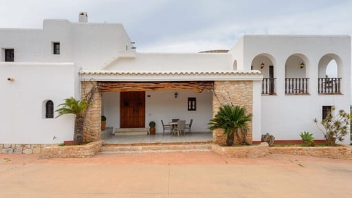 Villa Maestres Others