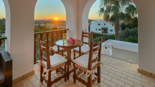 Villa Maestres Terrace/Veranda