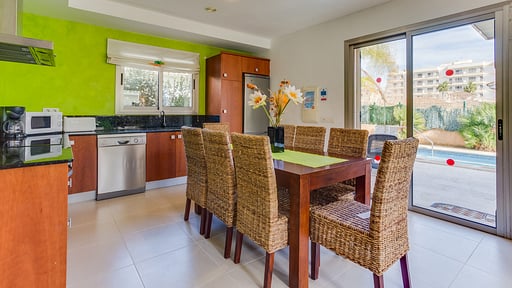 Villa Magnolia Dining area