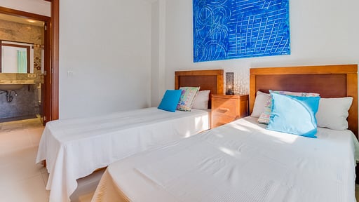 Villa Magnolia Bedroom 1