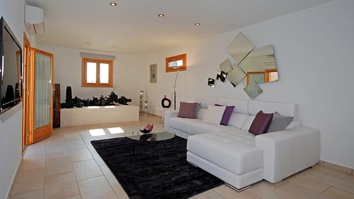 Finca Vinagrella Living room