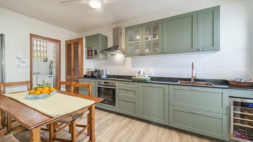Villa Magraner Kitchen