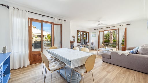 Villa Magraner Dining area