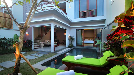 Villa Maharaja Dua Swimming pool
