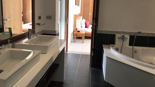 Villa Mai Tai Choeng Mon Bedroom 1