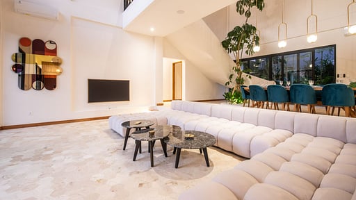 Villa Maido Salon