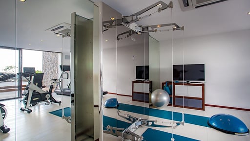 Villa Maison Blanc Bleu Salle de gym