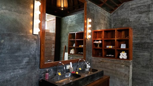 Villa Majapahit Nataraja Bedroom 1