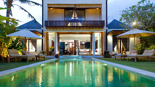 Villa Majapahit Raj Swimming pool