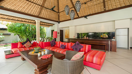Villa Maju Salon