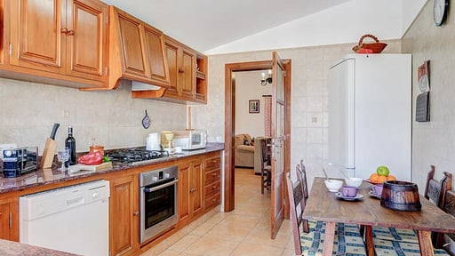 Villa Mala Garbo Kitchen