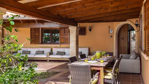 Villa Malec Обеденная зона